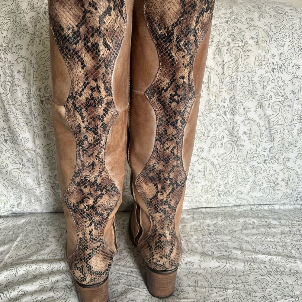 Freebird Snakeskin Tan Heeled Boots